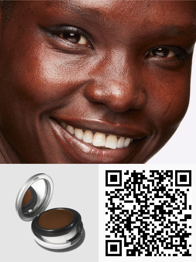 QR code and model's face for STUDIO FIX TECH CREAM-TO-POWDER FOUNDATION.